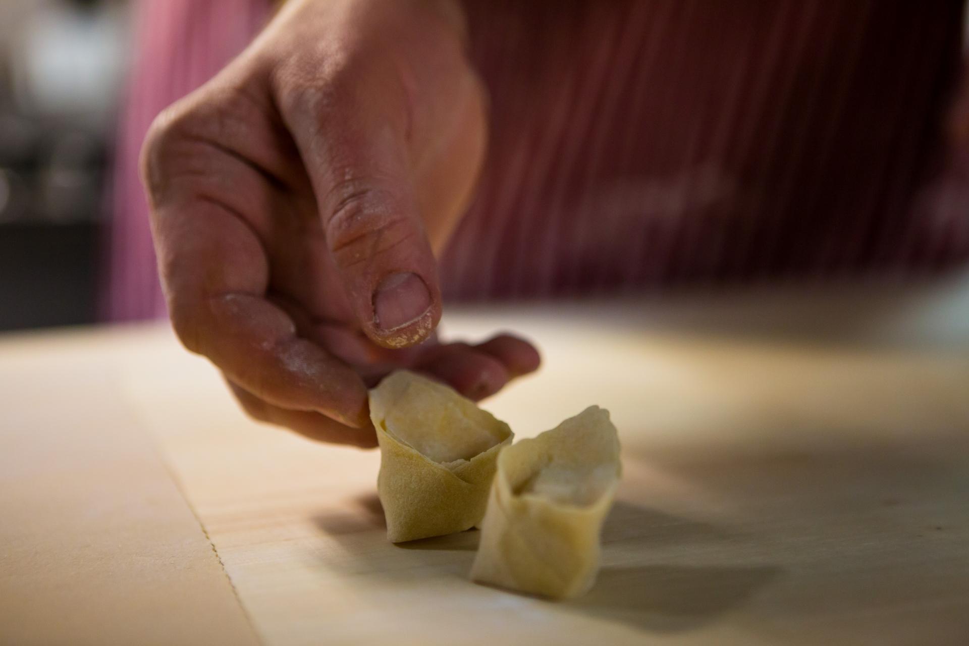 Pasta fresca tortellone photo by EMelchiori_Appenninica