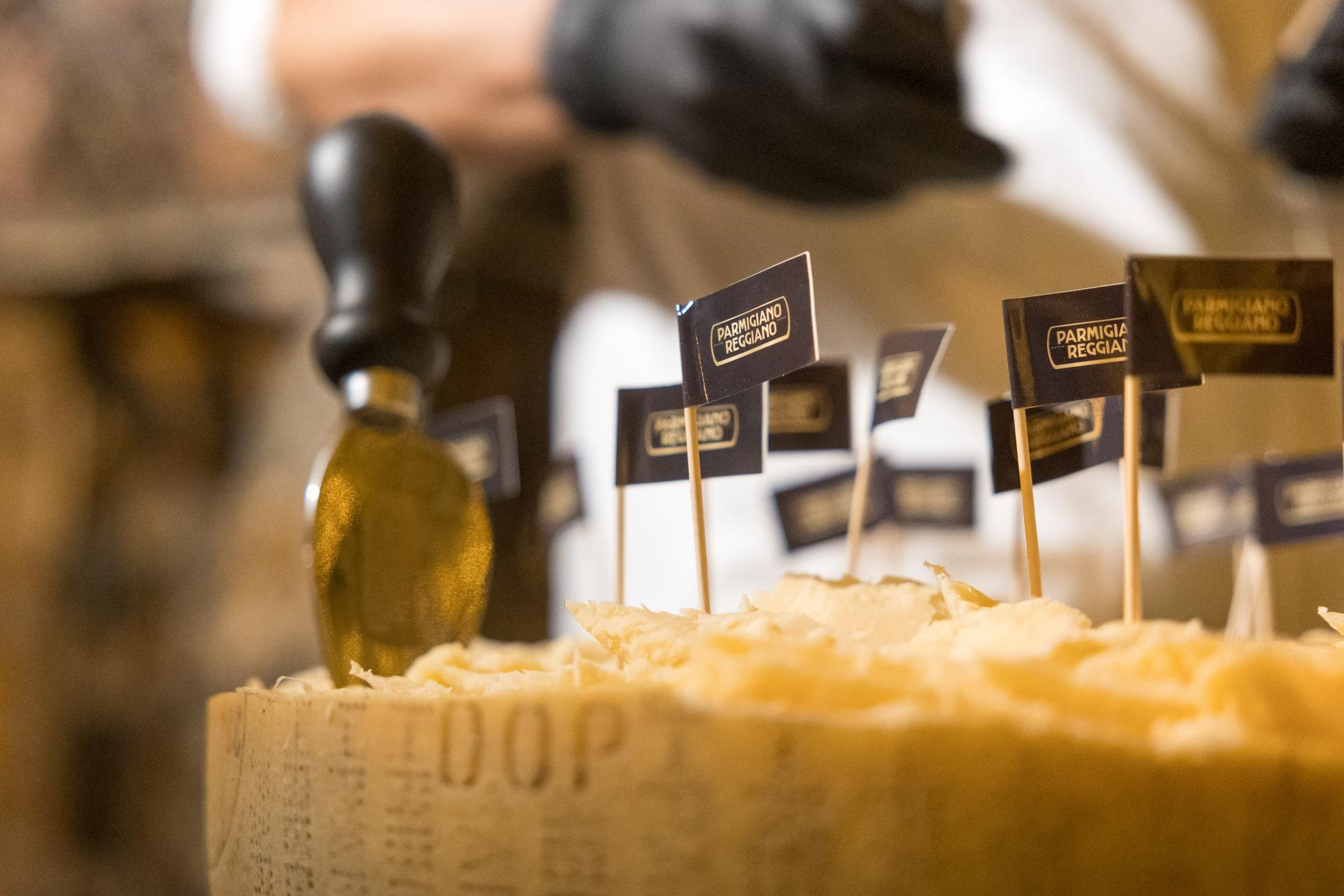 Parmigiano Reggiano foto di Anna Pollonara