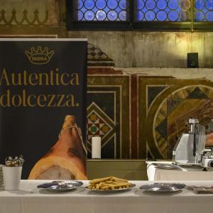 2023 Good Italy Workshop - Piacenza Palazzo Gotico - Prosciutto di Parma photo by |Riccardo Gallini|