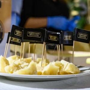 2023 Good Italy Workshop - Piacenza Palazzo Gotico - Parmigiano Reggiano photo by |Riccardo Gallini|
